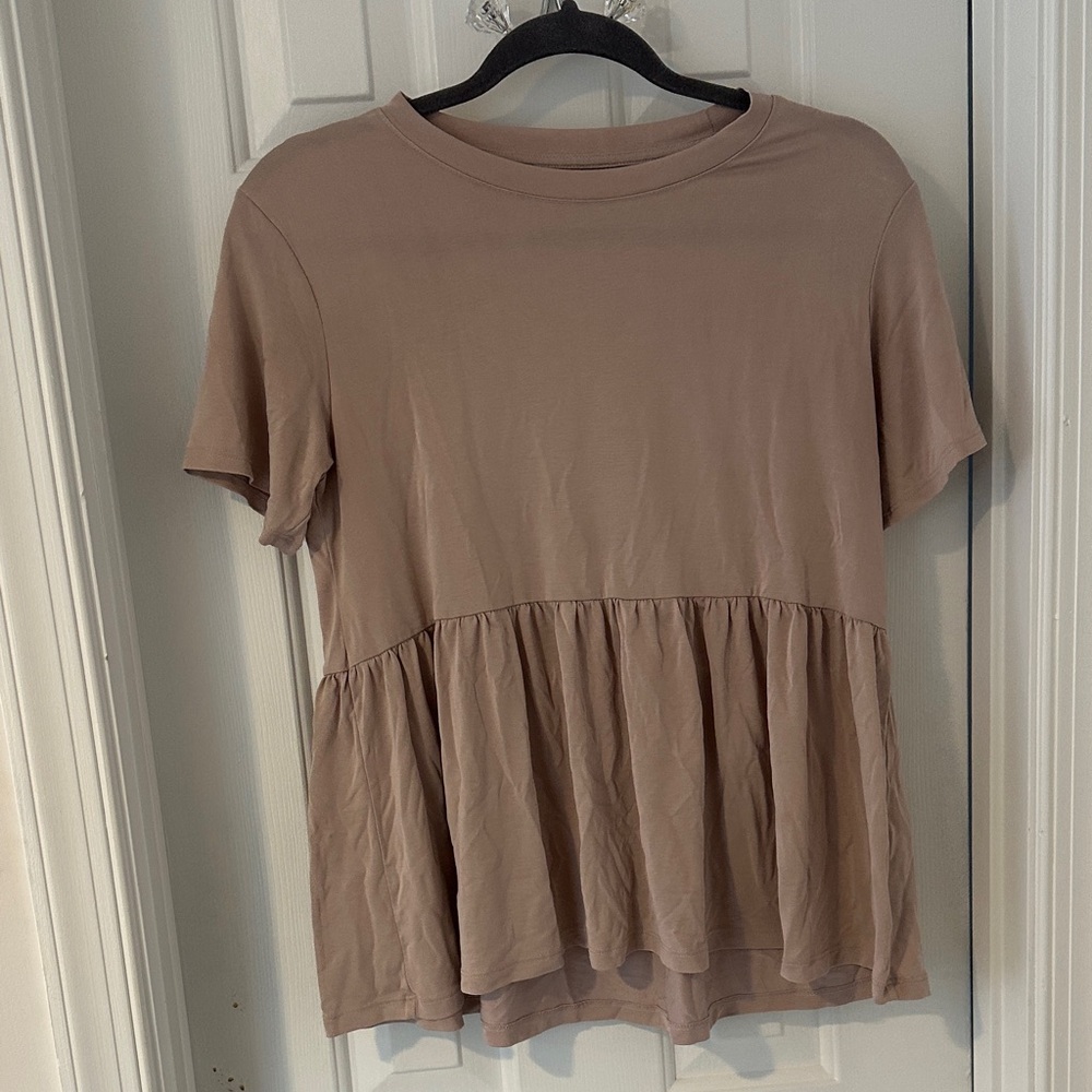 American Eagle Outfitters Taupe Peplum Short-Sleeve Top